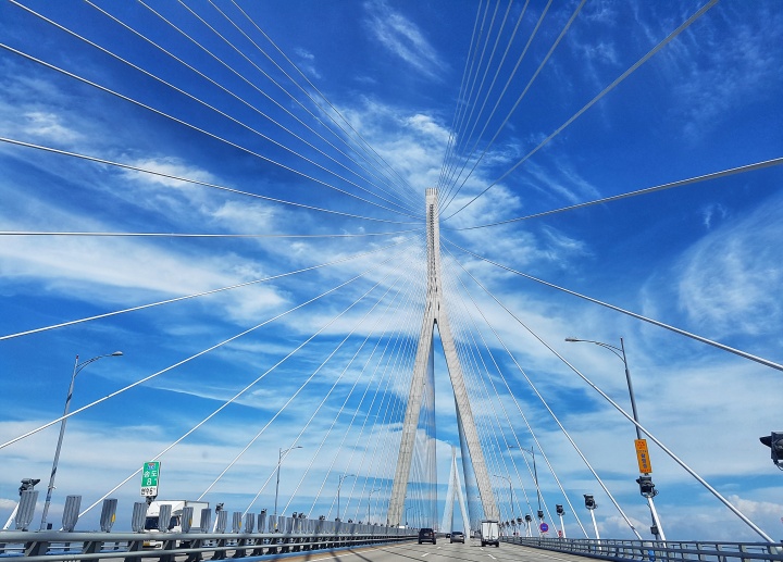 인천대교 통행료 63% 인하, ESG 경영의 사회적 가치 실현 사례